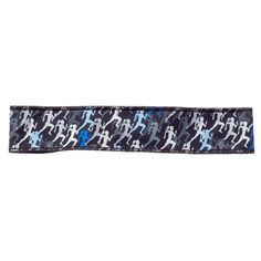 a headband with blue and white running people on it