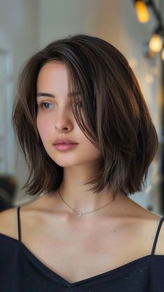 30 Short Hairstyles for Round Face Divas Oval Face Haircuts, Oval Face Hairstyles, Hair Inspiration Short, Round Face Haircuts, Short Hair Styles For Round Faces, Hairstyles For Round Faces, Makati, Shoulder Length Hair