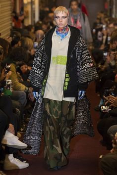 Paris Fashion Week Men, Womens Camo, Fashion Project, Menswear Fashion, Print Trends, Menswear Collection, Vogue Runway, Fashion 2018