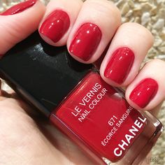 Écorce Sanguine (671) - Chanel Gel Mani, Chanel Collection, Nails Red, Nails Polish, Nail Polish Collection, Hair Nails