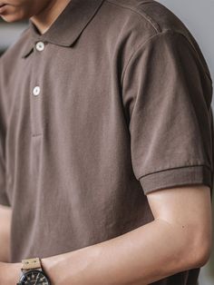 A new spin on an old classic: this stylish polo-shirt combines elegance and relevance. Look reminiscent and chic on warm days in this short sleeve-polo-shirt. Collar for smart looks. Made from 100% cotton, it's just what you need to update your style. Try the polo-shirt in classic fit for guaranteed comfort - light, casual and relaxed. FEATURES 100% Cotton Mid weight 210gsm Pique Knit 2-button, seamless french placket Tonal mother of pearl buttons Style Number:9117 SIZING & FIT Please carefully Classic Brown Polo Shirt With Collared Neckline, Casual Brown Polo Shirt With Collared Neckline, Classic Brown Polo Shirt, Brown Cotton Short Sleeve Polo Shirt, Classic Brown Polo Shirt For Work, Brown Cotton Polo Shirt, Brown Cotton Polo Shirt With Polo Collar, Classic Brown Top With Collared Neckline, Classic Relaxed Fit Polo Shirt With Polo Collar