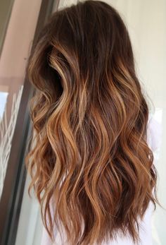 Cool Toned Copper Balayage, Partial Crown Highlights, Caramel Sunset Hair, Brown And Red Balayage Hair, Brunette With Strawberry Highlights, Balayage Hair Ginger, Warm Ombre Hair, Summer Hair Color Brunette, Summer Red Hair With Highlights