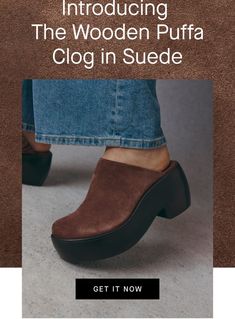 Modern Brown Clogs With Round Toe, Stained Wood, Womens Clogs, Mule Clogs, Clothes And Shoes, Staining Wood, Gifts Ideas, Clogs, Women's Shoes