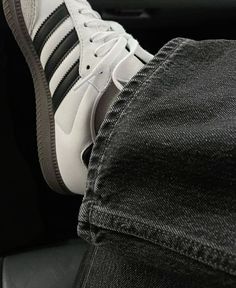 Adidas Sambas, Foto Tips, Flaws And All, Quiet Life, Foto Ideas Instagram, White Adidas, Black Aesthetic, New Yorker, Fashion Killa