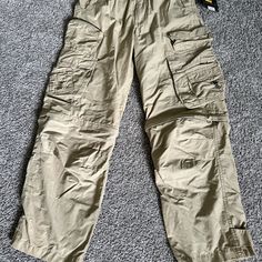 Never Worn Cargo Hikers Brown Cargo Pants, Grey Cargo Pants, Camouflage Shorts, Boy M, Casual Bottoms, Pant Trends, Khaki Chinos, Girls 16, Cargo Style