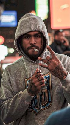 Dave East Wallpaper, Dave East Smiling, David East, Dread Hairstyles For Men, Chris Brown Videos, Dave East, Black Men Street Fashion, Snoop Dog, Dope Outfits For Guys