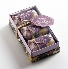 four boxes of figo de pepa wrapped in paper