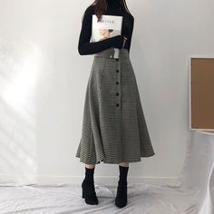 40s Mode, Mode Harajuku, Dark Academia Outfits, Academia Outfits, Dark Academia Fashion, Long Skirt Outfits, Academia Fashion, Hijab Styles, Mode Inspo