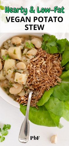 a bowlful of healthy potato stew with text "hearty & low fat vegan potato stew " Vegan Stew Recipes, Potato Stew, Vegan Stew, Leafy Green Salads, Stewed Potatoes, Vegan Potato, Bean Stew, Vegetable Stew