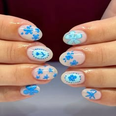 Blue nail art #nails #summernails #inspo #blue Flower Nails Design Simple, Pretty Blue Nail Designs, Blue Mismatched Nails, Square Shaped Nails Design, Short Nail Art Summer, Blue Theme Nails, Rush Nails Sorority, Gel Nails With Designs, Blue Themed Nails