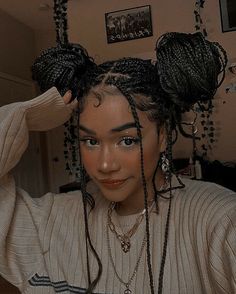 Poc Hairstyles Braids, Black Buns Hair, Black Woman Clothing Style, Poc Women Art, Light Cottage Core Outfits, Black Hair Art Reference, Black Ppl Hairstyles, Box Braids Drawing, Clothes On People