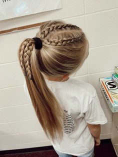 Cute Volleyball Hairstyles, Running Hairstyles, Soccer Hairstyles, Volleyball Hair, Soccer Hair, Track Hairstyles, Preppy Hairstyles, Basketball Hairstyles, Competition Hair