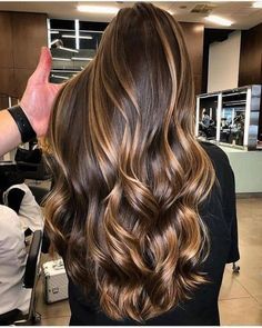 Gold Brown Hair, Brown Hair Pictures, Caramel Hair Highlights, Beautiful Brown Hair, Brown Ombre Hair, Hair Color Caramel, Brown Hair With Blonde Highlights, Haircut Styles, Hair Done