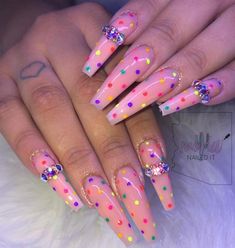 🦄 on Instagram: “@monanailedit 📸 Tag a friend that needs this SLAYYY👇🏽 • • • 👉🏽 @thepurechoice for MORE💅🏽 👉🏽 @thepurechoice for MORE💇🏽‍♀️ 👉🏽 @thepurechoice…” Ongles Bling Bling, Acrylic Nails Natural, Neon Birthday, Her Nails, Summer Acrylic Nails, Neon Nails, Birthday Nails, Nails Toes