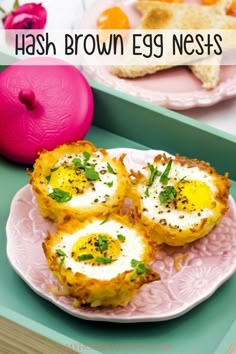 hash browns egg nests on pink plates with text overlay