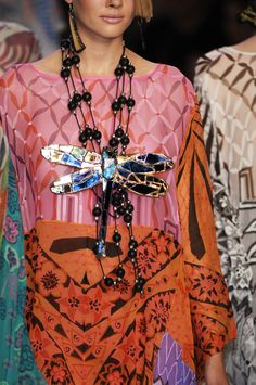 Zandra Rhodes at London Fashion Week Spring 2007 - Details Runway Photos Princess Wardrobe, Mosaic Sculpture, London Spring, Mori Girl, Italian Fashion Designers, Fabulous Jewelry, International Fashion