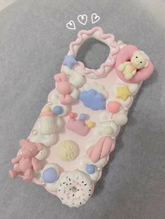 a cell phone case that is made to look like a baby's diaper