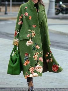 Lasaky - Classic Green Coat with Beltless Stylish Collar and Loose Fit Summer Coats, Casual Outwear, Pola Sulam, Casual Outerwear, Coat Patterns, Green Coat, Woolen Coat, Looks Chic, Cardigan Fashion