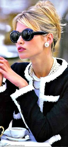 A Chanel-like jacket can be dressed up or down To Dress, At Work, What To, Moda Chanel, Mode Chanel, Chanel Jacket, Inspired By, Man Ray, Classic Wardrobe