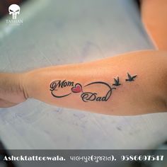 TashanTattoo
AshokTattooWala
S.20. Tirupati plaza
Opp. New bus stand
Near gd modi collage
Palanpur (gujrat)
9586697547
9687533310 Parents In Heaven Tattoo, Mom And Dad Tattoo For Daughter, Tattoos For Mom And Dad, Tattoo Designs Names, Family Names Tattoo, Tattoos For Your Parents, Mom And Dad Memorial Tattoos, Mom Tattoo Design, Mom Dad Tattoo Design