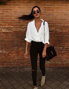 Vinter Mode Outfits, Comfy Jeans Outfit, Chique Outfits, Street Style Edgy, Traje Casual, Outfit Jeans, Mode Casual, Women Street, Dinner Outfits