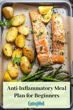 In this 7-day plan, you'll find a week of delicious and simple anti-inflammatory recipes to help jump-start your health journey and improve your confidence in the kitchen.#antiinflammatory #antiinflammatorymealplan #healthymealplans #mealplansforbeginners Meal Plan For Beginners, Eat Better