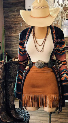 Fall Vaquera Outfits, Vaquera Outfits, Country Outfits Women, Cute Cowgirl Outfits, Rodeo Outfits, Western Tops, Western Outfits Women, Casual Shirt Women, Bell Sleeve Sweater