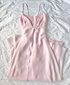 #pink #dress #coquette Pink Long Prom Dress, Soft Coquette, Birthday Vibes, Prom Dress Inspo, Matric Dance, Angel Fashion, Prom Dresses Long Pink, Prom Dress Evening, Girly Style