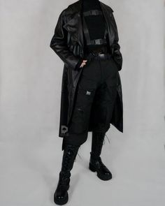 Cool Combat Outfits, Tech Wear Aesthetic Outfits, Black Tech Outfit, Fancy Techwear, Hackercore Outfit, Mens Techwear Aesthetic, Assasin Outfits Male Modern, Female Techwear Aesthetic, Techwear Outfits Aesthetic