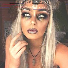 Fortune Teller Costume, Make Up Diy, Makeup Zombie, Fantasy Make-up, Halloween Make-up Looks, Halloweenský Makeup, Diy Halloween Costumes For Women, Halloween Tattoo, Diy Halloween Costumes Easy