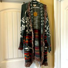 Bnwt Bibi Aztec Cardigan, Size Medium. Absolutely Beautiful!! So Soft!! It Is Oversized. Reminds Me Of Beth From Yellowstone :) Beth From Yellowstone, Boho Sweaters, Miami Style, Aztec Cardigan, Boho Clothes, Boho Sweater, Puff Long Sleeves, Tie Front Cardigan, Cold Shoulder Sweater