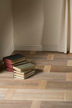 Contemporary Flooring, Wood Floor Pattern, Wood Floor Texture, Wood Floor Design, Yacht Interior Design, Creative Flooring, Elegant Curtains, Flooring Inspiration, Interiors Dream