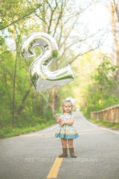 Second Birthday Photos, Birthday Picture, Toddler Photography