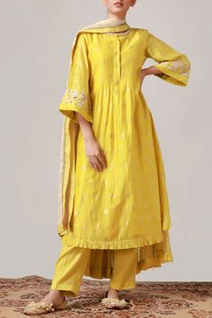 Pakistani A Line Suits, Casual Suits, Kurta Style, Lime Yellow, Cotton Kurti Designs, A Line Kurta