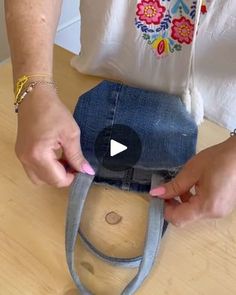 1.3M views · 16K reactions | Per noi che  amiamo il jeans❤️ | By CreativeMamyFacebook Jeans Pocket Angel Tutorial, Jean Purses, Jean Purse, Sewing Tutorials Clothes, Sewing Alterations, Seam Ripper, Jeans Diy, Denim Bag, Clothing Hacks