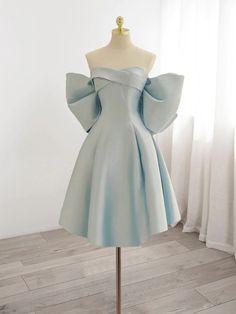 Beautiful Blue Dress, Pretty Prom Dresses Short, Hoco Dresses Satin, Prom Dress Inspiration Short, Blue Satin Dress Short, Blue Wedding Dress Short, Blue Dresses Short, Dresses Formal Short, Blue Dress Aesthetic