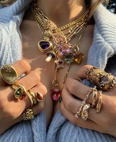 How To Have Style, Necklaces And Rings, Earthy Jewelry, Chunky Jewelry, Maximalism, Funky Jewelry, Jewelry Lookbook