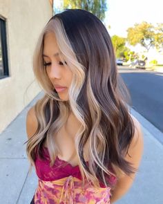 Curtain Bangs Long Hair Money Piece, Brown Hair With Some Blonde, Peekaboo Balayage, Piece Balayage, Money Piece Hair, Underneath Hair Color Ideas