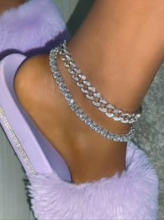 Expensive Jewelry Luxury, Ankle Jewelry, Jewelry Accessories Ideas, Dope Jewelry, Girly Accessories, Jewelry Fashion Trends, Classy Jewelry, Expensive Jewelry, Jewelry Lookbook