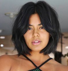 Chubby Face with a Curtain Fringe Haircuts 2020, Shaggy Bob Hairstyles, Shaggy Bob Haircut, Modern Bob, Short Shag Haircuts, Bangs For Round Face, Shaggy Bob, Shag Haircuts, Short Shag