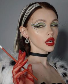 Funky Makeup, Korean Hair Color, Graphic Makeup, Drag Makeup, Crazy Makeup, Creative Makeup Looks, Makeup Looks Tutorial, Eye Makeup Art, Fantasy Makeup