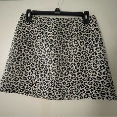 Xs Mini Skirt Black And White. Never Used. Skirt Black And White, Mini Skirt Black, Black And White Color, Black And White Colour, Skirt Black, Abercrombie Fitch, White Color, Mini Skirt, Womens Skirt