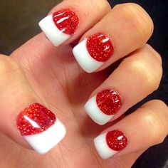 Christmas Candy Cane inspired nails Vs Nails, Alabama Clothes, Rodeo Nails, Flare Nails, Christmas Nails Diy, Candy Cane Nails, Christmas Gel, Gel Nails At Home, Airbrush Nails