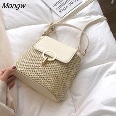 Shipping: Worldwide Express Shipping AvailableDelivery time: 7-15Days Fast ShippingReturns: Fast refund, 100% Money Back Guarantee.Brand Name: Jin YIdeHandbags Type: Shoulder BagsTypes of bags: Shoulder Crossbody BagsMain Material: PULining Material: PolyesterShape: BucketPlace Of Origin: HE BEI ProvincePlace Of Origin: HE BEI  ProvinceOrigin: Mainland ChinaCN: HebeiHardness: SOFTPattern Type: PatchworkInterior: Cell Phone PocketDecoration: LOCKExterior: NONEOccasion: VersatileClosure Type: Hasp Spring Purses, Straw Weaving, Bucket Bags, Rattan Bag, Bag Essentials, Travel Purse, Hanging Bag, Simple Bags, Shoulder Messenger Bag