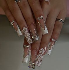 White Nails Set, White Nails Square, White Nail Set, Special Occasion Nails, Vacation Nails Summer, Nails Hoco, Sweet 16 Nails, Quince Nails, Hoco Nails