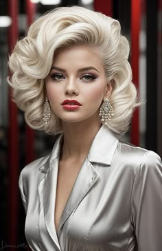 لو كتبت سيرتي لكتبت سطراً....... هذه طفلة كبرت سهواً Highlight Wall, Glamour Hair, Hair Upstyles, Blonde Hair Looks, Short Hairstyle, Vintage Elegance