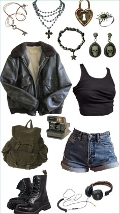 Grunge Autumn Aesthetic Outfits, Cute Girly Grunge Outfits, City Grunge Aesthetic Outfits, Grunge Dresses Aesthetic, 1980s Grunge Outfits, Outfits With Shorts Grunge, Grunge Fashion Board, 1990s Grunge Fashion Women, 90s Grunge Inspired Outfit