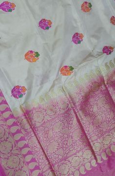 Banarasi Katan Silk Saree, Sarees For Girls, Embroidered Sarees, Paithani Sarees, Katan Silk Saree, Buy Sarees Online, Katan Silk, Shopping Centre, Banarasi Sarees