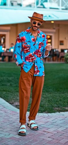 Carnival Men Outfit, Colorful Wedding Outfit Men, Carnival Outfits For Men, Mens Las Vegas Outfit Ideas, Mexican Party For Men, Miami Vice Party Outfit Men, Colourful Mens Outfits, Cuban Suit, Cuban Shirt Outfit Men