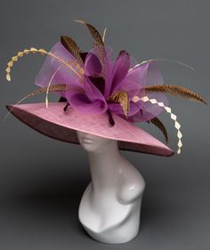 Hats Diy Ideas, Derby Hats Diy Ideas, Derby Hats Diy, Philip Treacy Hats, Fascinator Hats Diy, Church Lady Hats, Church Suits And Hats, Classy Hats, Sinamay Hat